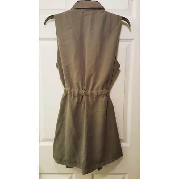 Military Army Green Vest - Picture 3 of 4